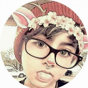 Meet your Posher, Luna